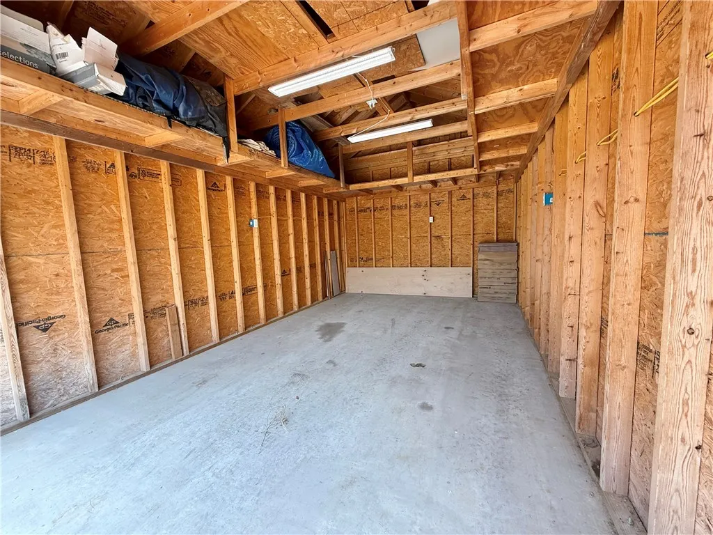 Elm Springs, Arkansas 72762, United States, 4 Bedrooms Bedrooms, ,4 BathroomsBathrooms,Residential,Active,205045