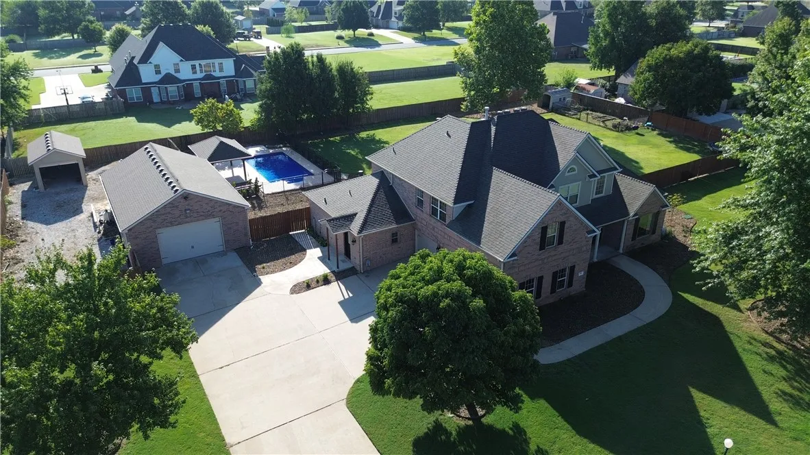 Elm Springs, Arkansas 72762, United States, 4 Bedrooms Bedrooms, ,4 BathroomsBathrooms,Residential,Active,205045