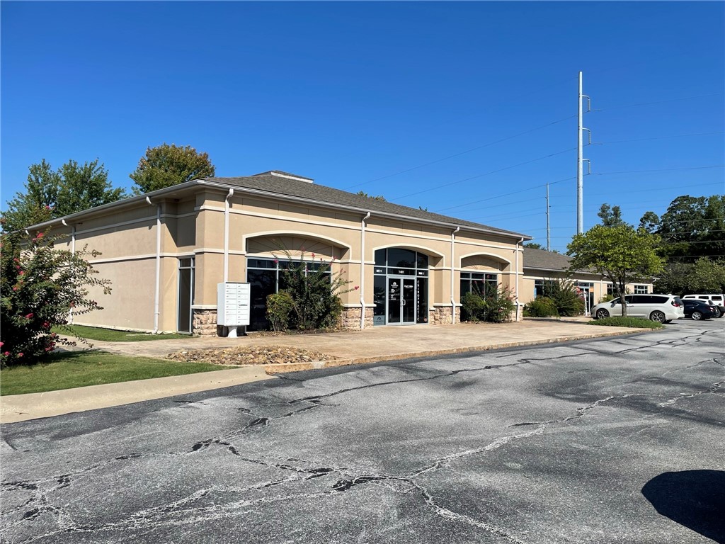 Spencer Square Sub Bentonville - Commercial Lease