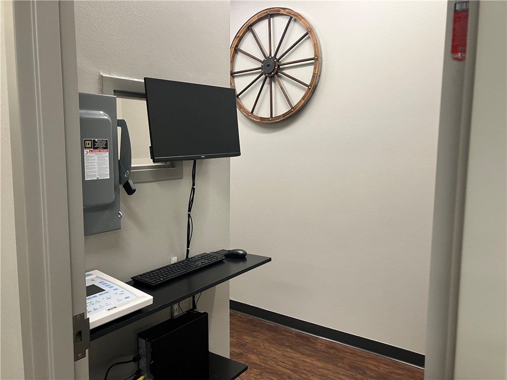 Spencer Square Sub Bentonville - Commercial Lease