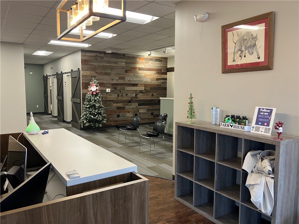 Spencer Square Sub Bentonville - Commercial Lease