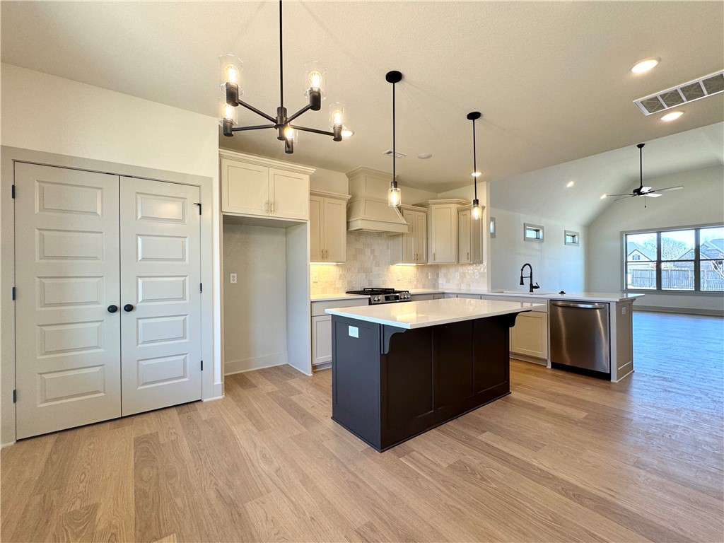 Woodlands Crossing Sub Ph Ii Bentonville - Residential