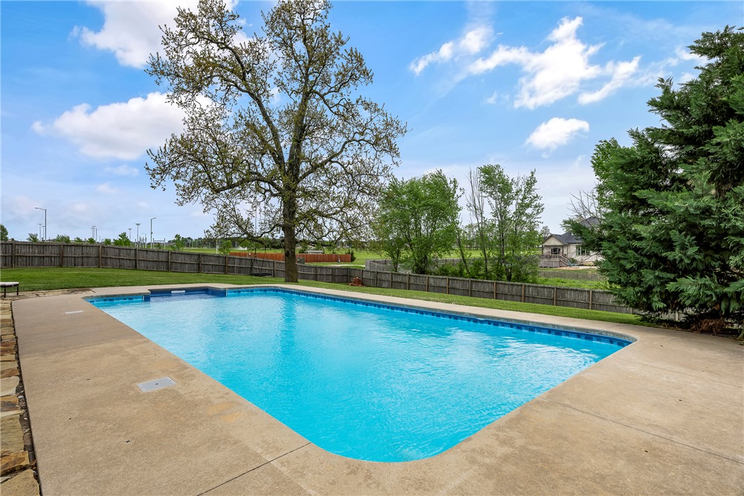 Camelot Sub Elm Spgs - Residential