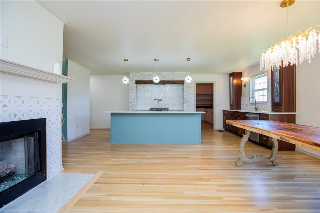 12-17-32-Rural - Residential