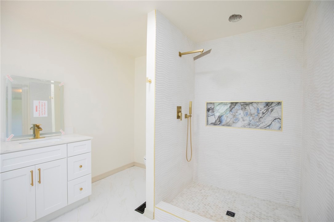 12-17-32-Rural - Residential