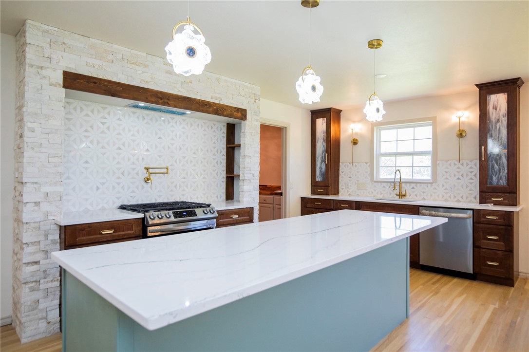 12-17-32-Rural - Residential