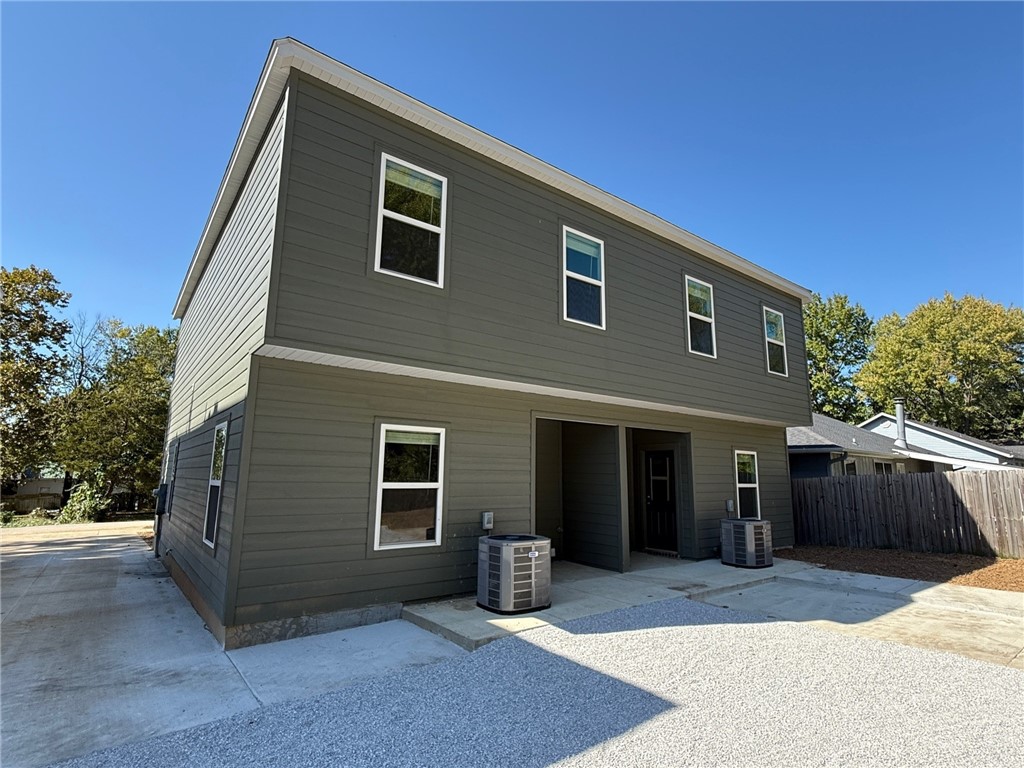 Fayetteville Outlots - Residential Lease