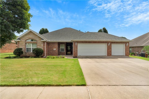 Photo of 11242 Club House Parkway, Farmington, AR 72730 (MLS # 1356575)