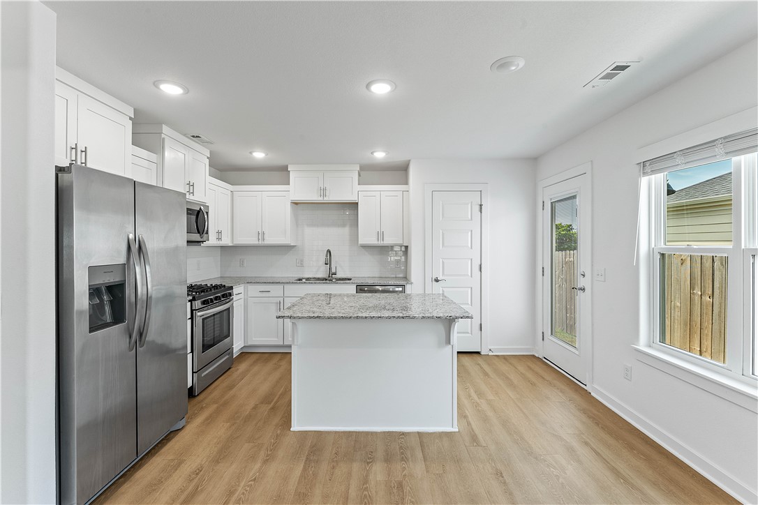 NASH CROSSING 1 & 2 - Residential Lease