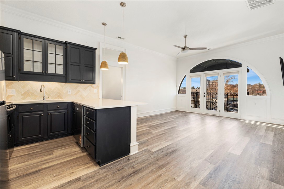 Rollston Bldg Condos Hpr - Residential