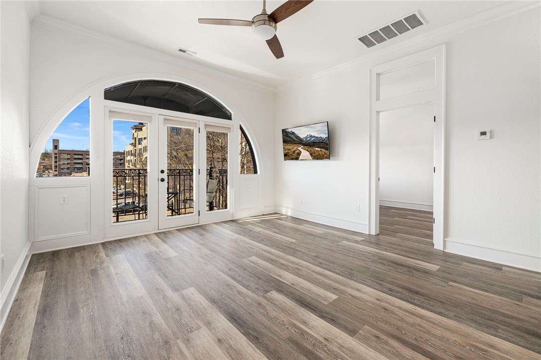 Rollston Bldg Condos Hpr - Residential