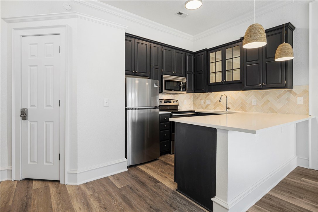 Rollston Bldg Condos Hpr - Residential