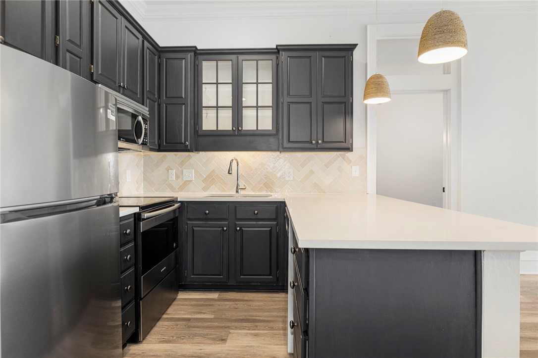 Rollston Bldg Condos Hpr - Residential