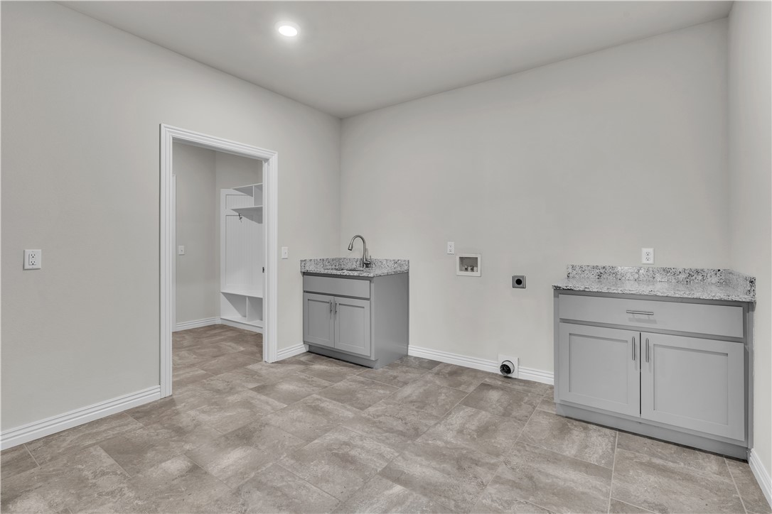 Elmdale Lake Estates - Residential