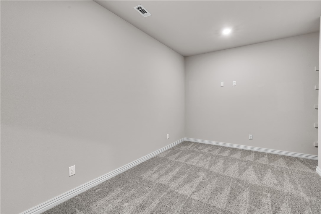 Elmdale Lake Estates - Residential