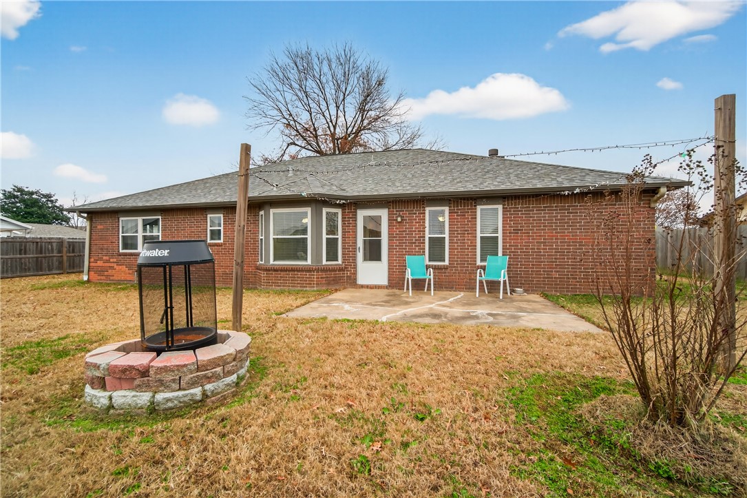 Ranch Plaza Rogers - Residential