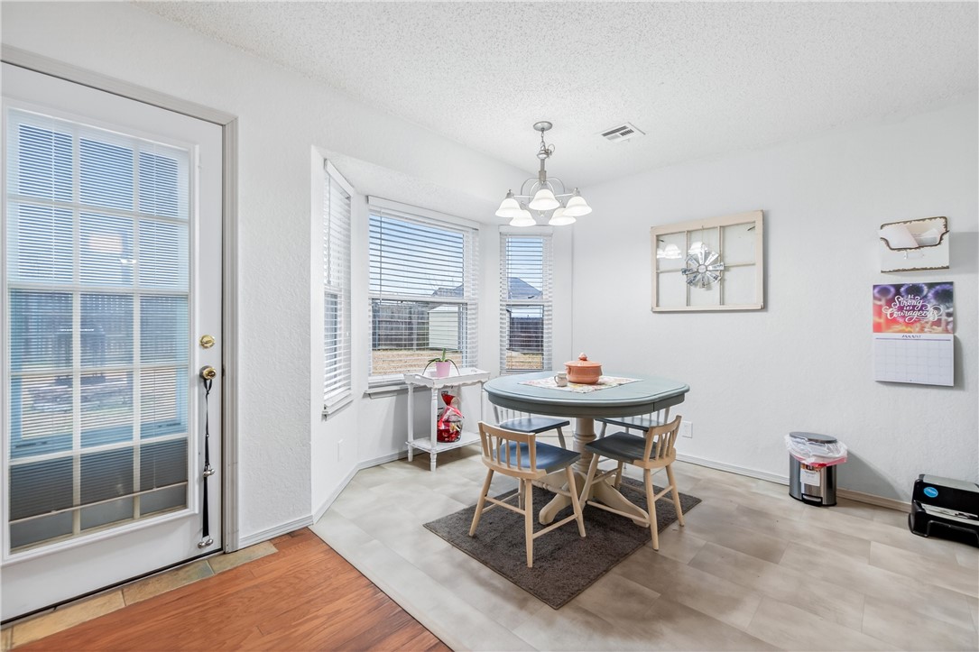 Ranch Plaza Rogers - Residential