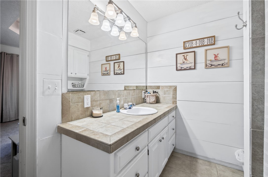 Ranch Plaza Rogers - Residential