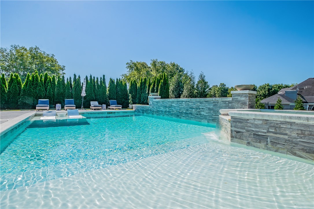 Pinnacle Sub Ph 1, The Rogers - Residential