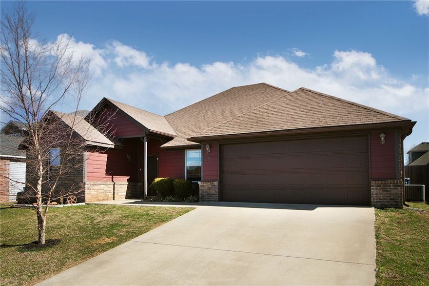 This well-maintained four-bedroom, two-bathroom home is conveniently located just 5 miles (an 11-minute drive) from the New Walmart Home Office Campus. Built in 2015, this 1,800 sq. ft. residence features a split floor plan, offering privacy and space for the whole family. The open layout seamlessly connects the living room, dining area, and eat-in kitchen, making it ideal for entertaining. The kitchen is equipped with granite countertops for a modern touch. Enjoy the large backyard, enclosed by a wood privacy fence, complete with a fire pit—perfect for gatherings. The master suite includes a walk-in shower and a soaking tub. This property is priced to sell and is in excellent condition, reflecting careful upkeep. Don’t miss this opportunity to own a comfortable home in a prime location. Schedule a showing today!