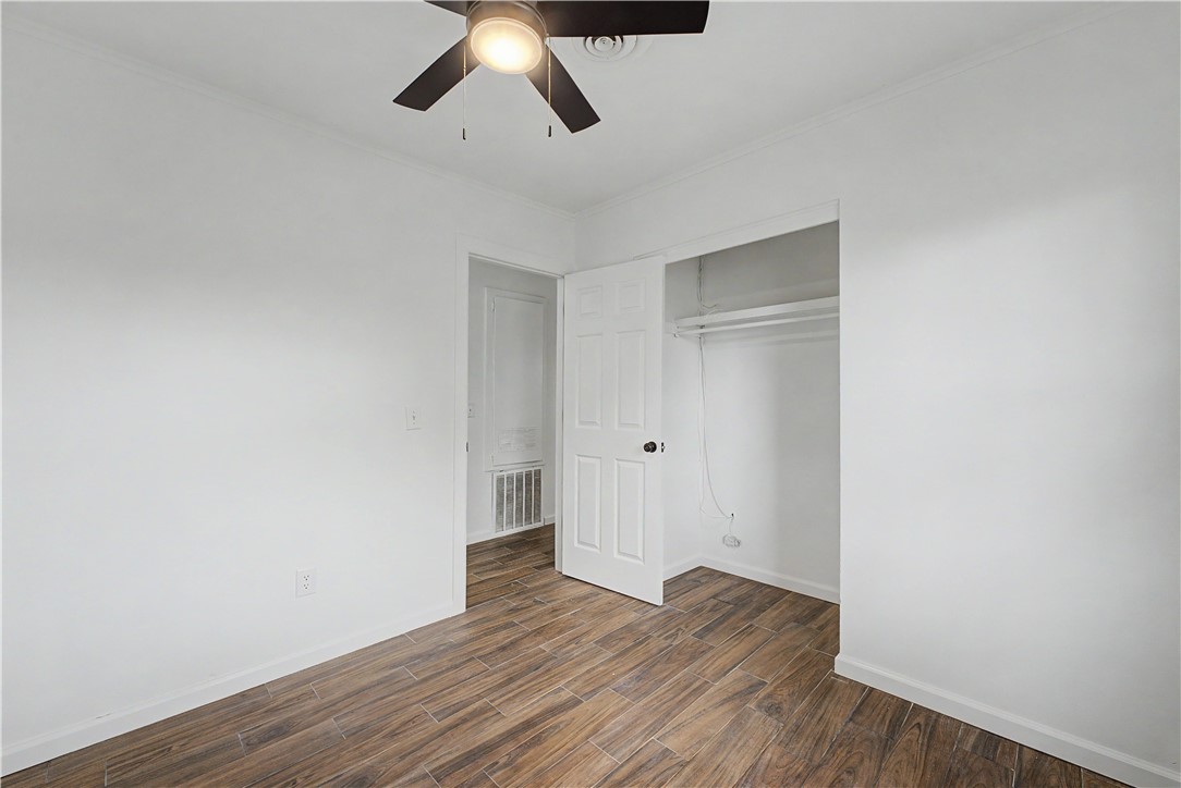 Dixieland Village 1st Add Rogers - Residential