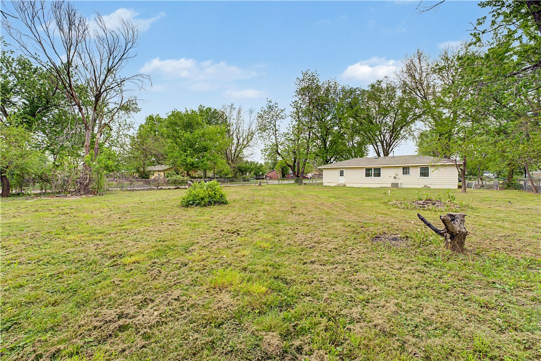 Dixieland Village 1st Add Rogers - Residential