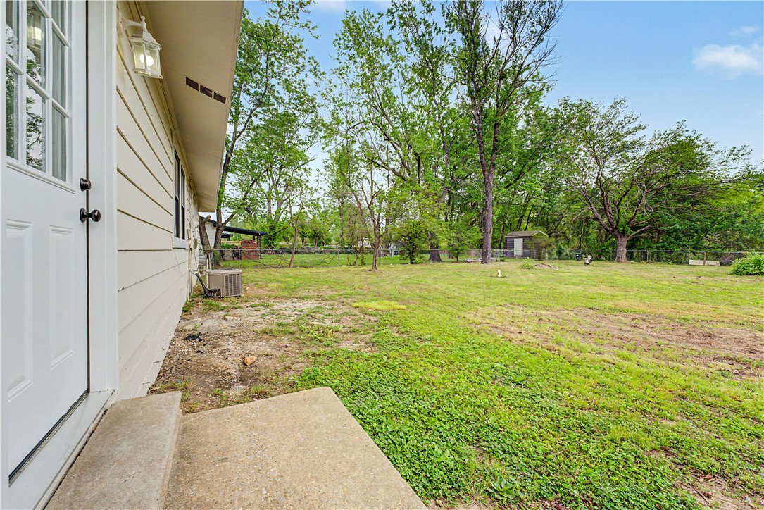 Dixieland Village 1st Add Rogers - Residential