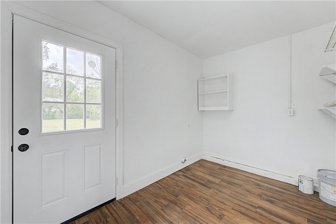 Dixieland Village 1st Add Rogers - Residential