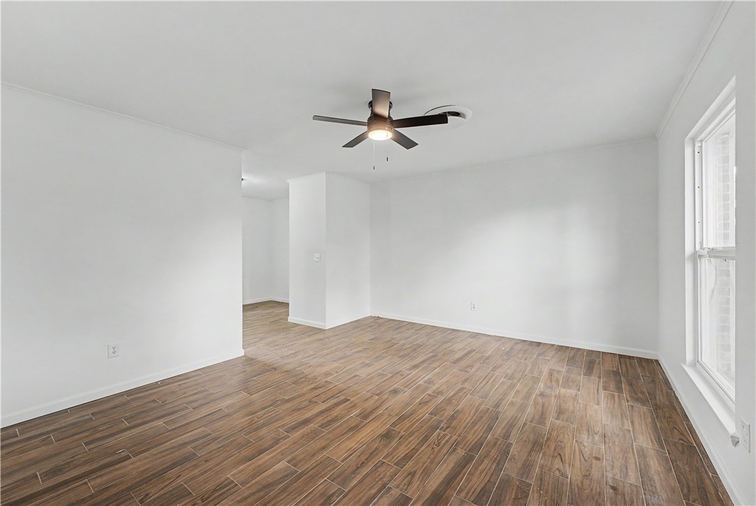 Dixieland Village 1st Add Rogers - Residential