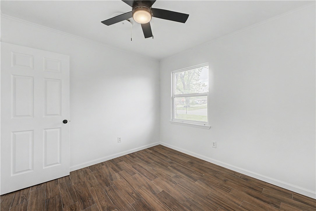 Dixieland Village 1st Add Rogers - Residential