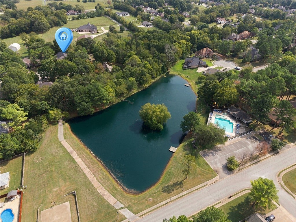 2727 Lemontree Circle