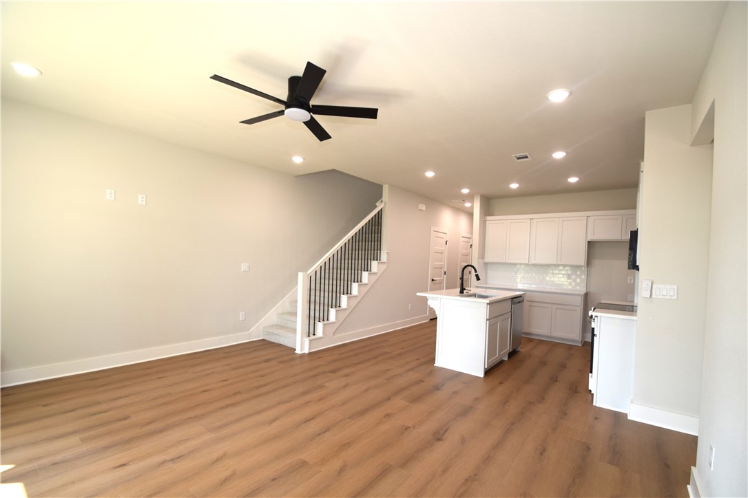 Crystal Cove Ph I - Residential Lease