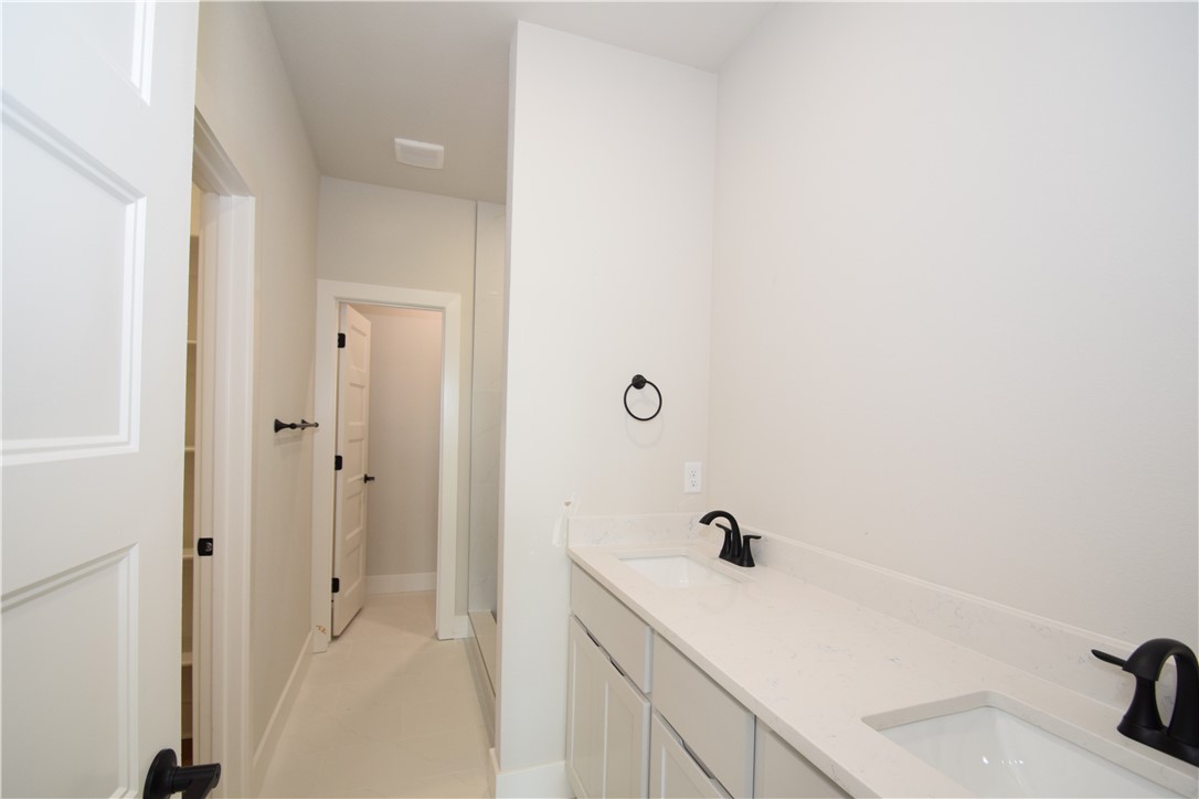 Crystal Cove Ph I - Residential Lease