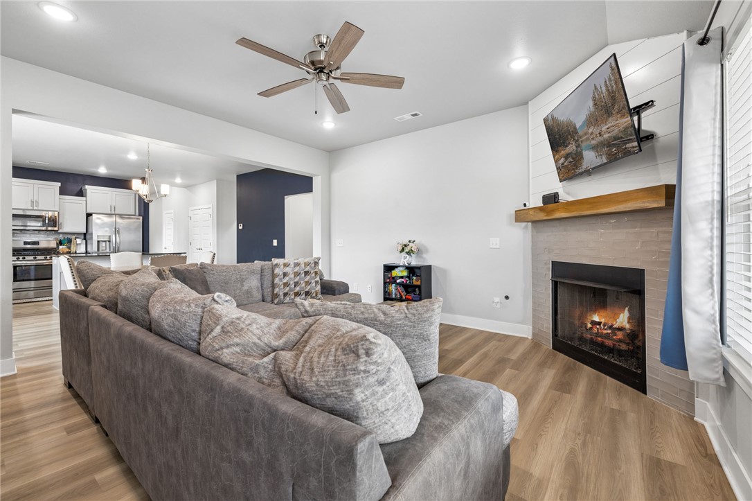 Snyder Grove Sub Ph 2 3 4 - Residential