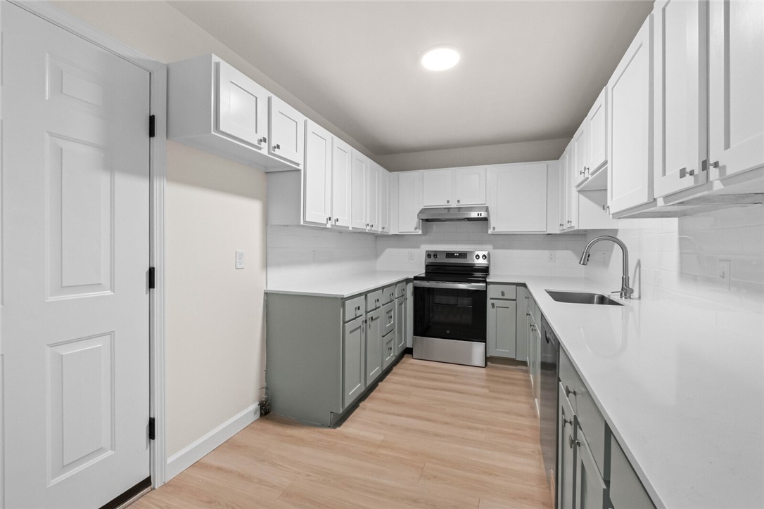 Royal Oaks Estates - Residential Lease