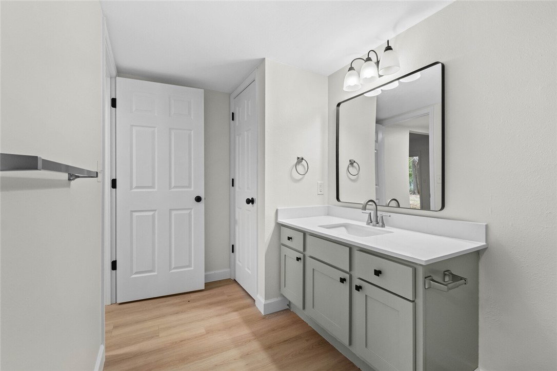 Royal Oaks Estates - Residential Lease