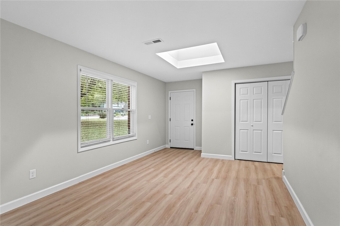 Royal Oaks Estates - Residential Lease