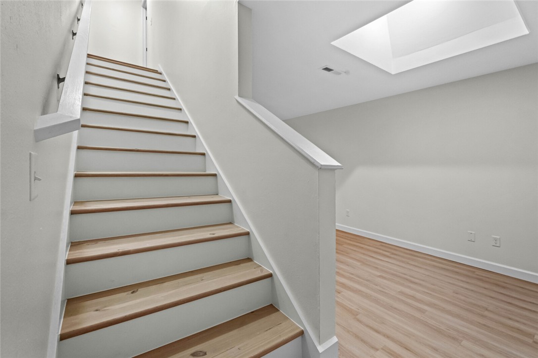 Royal Oaks Estates - Residential Lease