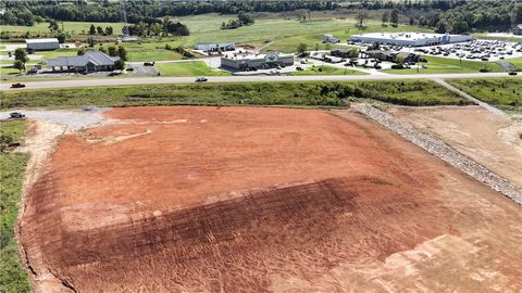 Photo of 005 Hwy 412, Huntsville, AR 72740 (MLS # 1323477)