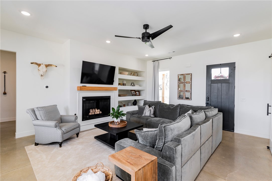 19-16-29 - Residential