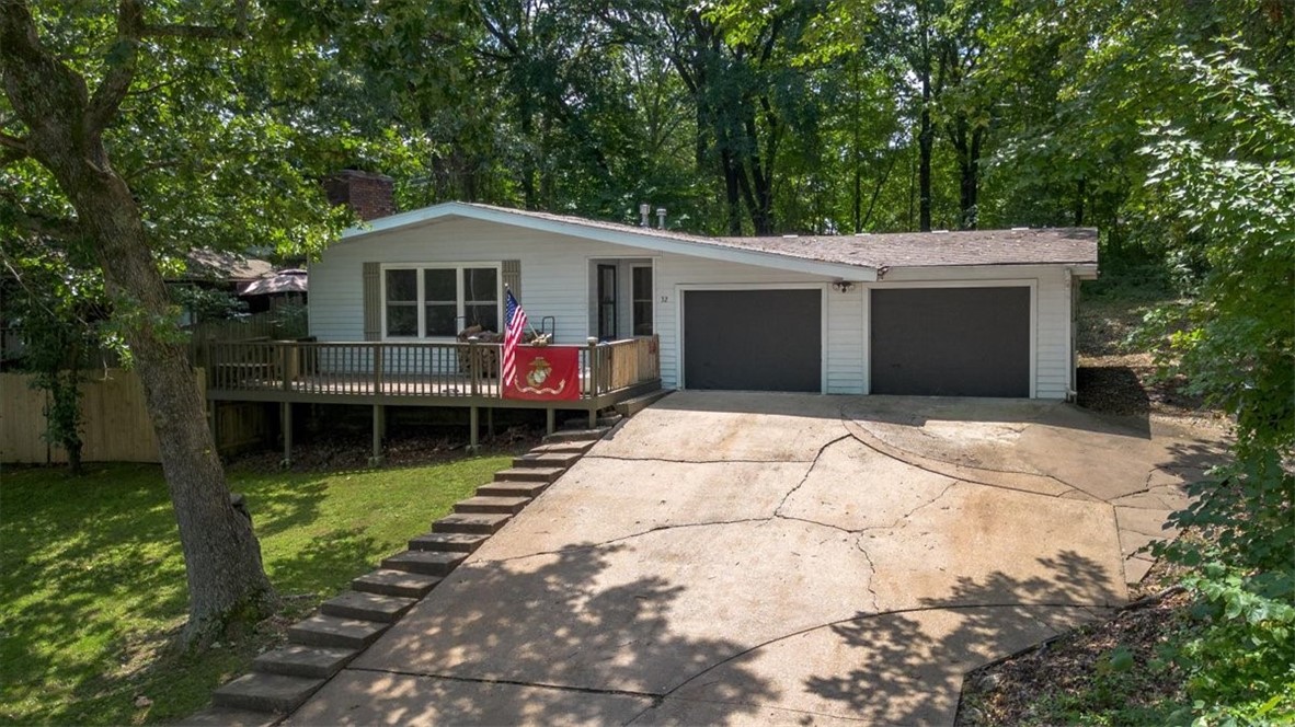 Charming 2 Bed, 2 Bath Home with 2-Car Garage in the Heart of Bella Vista! This adorable and partially remodeled home is perfectly nestled in a peaceful, wooded setting, offering privacy and seclusion while being just steps away from Lake Avalon and only a 2-minute drive to Lake Windsor. Enjoy the best of the Bella Vista lifestyle with nearby trails, nature, and water access right at your fingertips. Inside, youāll find a warm and inviting living space featuring a cozy wood-burning fireplace, modern touches, and lots of natural light. The spacious 2-car garage adds convenience and storage, while the private back patio provides a serene spot to relax or entertain under the trees. Whether you're looking for a weekend getaway, full-time residence, or investment property, this gem has loads of potential and charm in a prime location. Donāt miss out!