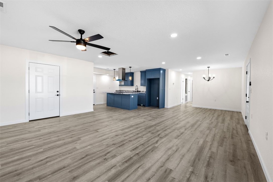 Bishop Manor Rogers - Residential