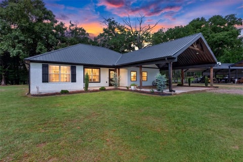 Photo of 8629 Corona Court, Uniontown, AR 72955 (MLS # 1365434)