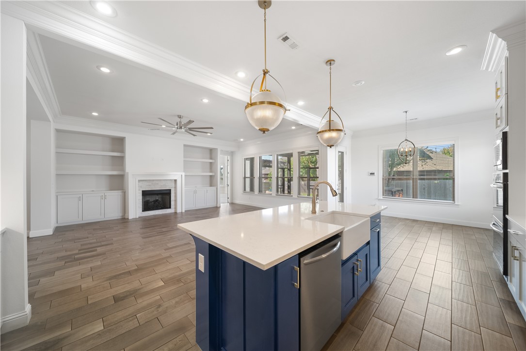 Savannah Estates Rogers - Residential