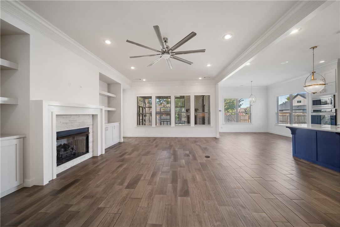 Savannah Estates Rogers - Residential