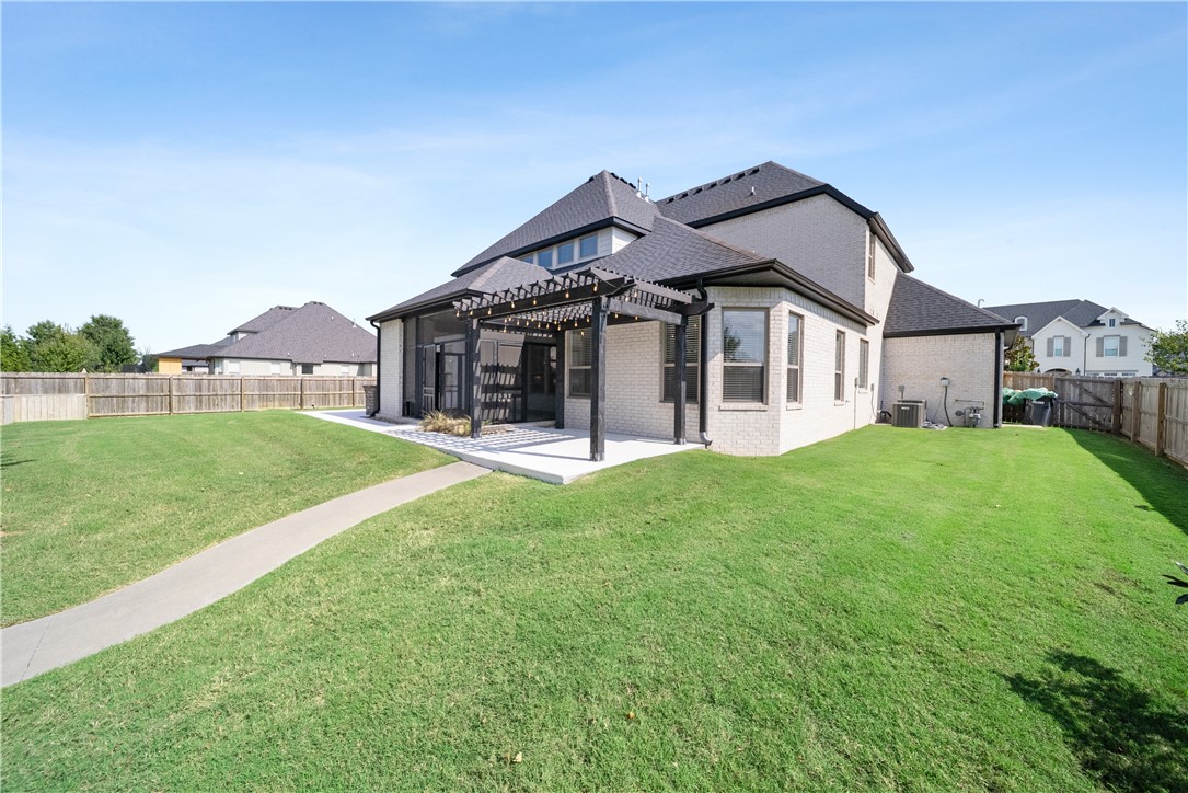 Savannah Estates Rogers - Residential