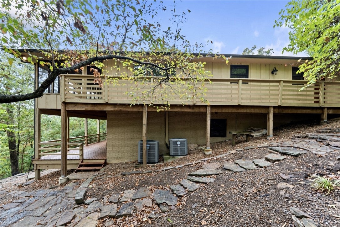 15 Blenheim Lane