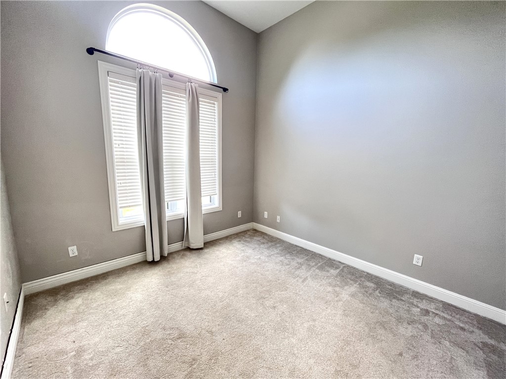 Ridgecrest Meadows Ph 4 Rogers - Residential Lease
