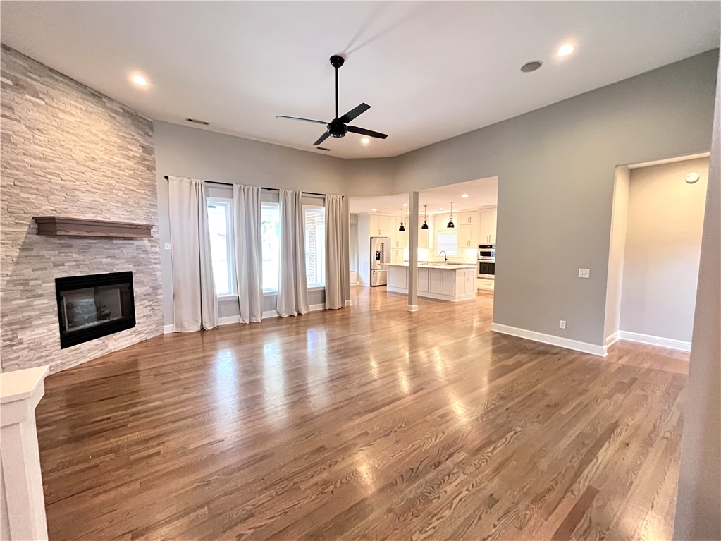 Ridgecrest Meadows Ph 4 Rogers - Residential Lease
