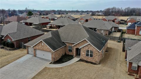 971 Harvest Street Centerton AR 72719